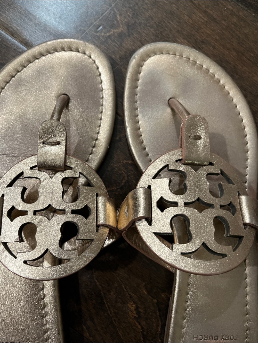 Tory Burch Rose Gold Logo Miller Thong Sandals - Women - Picture 4 of 11